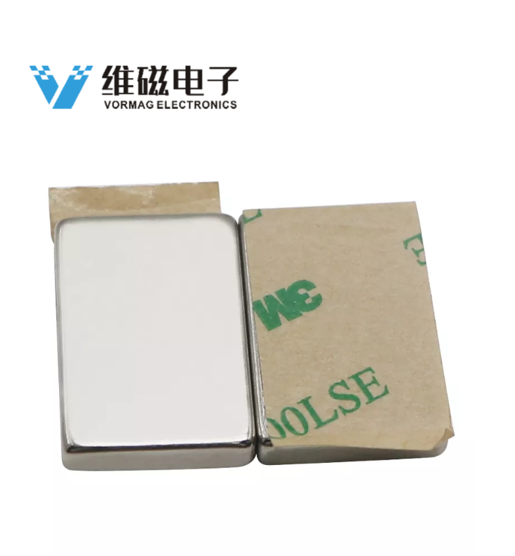 N52 Nickel Coated Permanent Magnet With 3M Adhesive